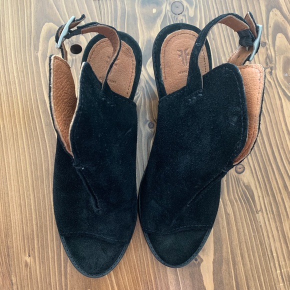 Brand New Frye Open Toe Booties Suede 7 - Picture 3 of 3